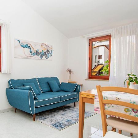 Apartment Iva Pula Exterior photo